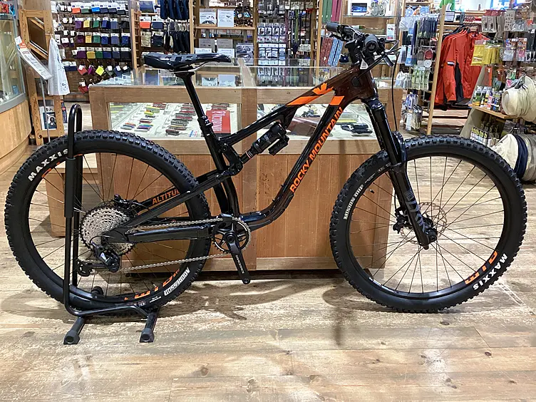 Rocky Mountain ALTITUDE CARBON 50