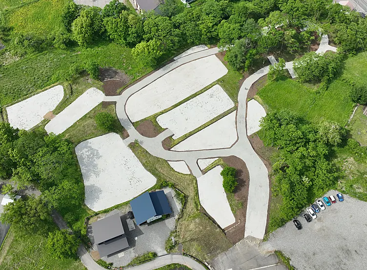 HAKUBA BASECAMP ONE
